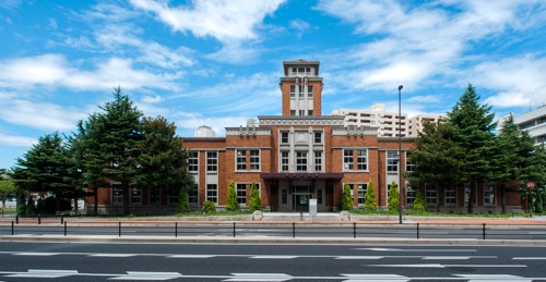 北九州市立戸畑図書館 ワークス Works 再生建築 建築再生 リファイニング建築のリーディングカンパニー 株 青木茂建築工房 1級建築士事務所